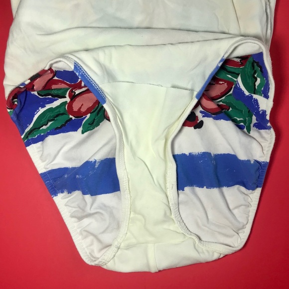 Vintage Flower Print One Piece Swimsuit - Picture 6 of 6